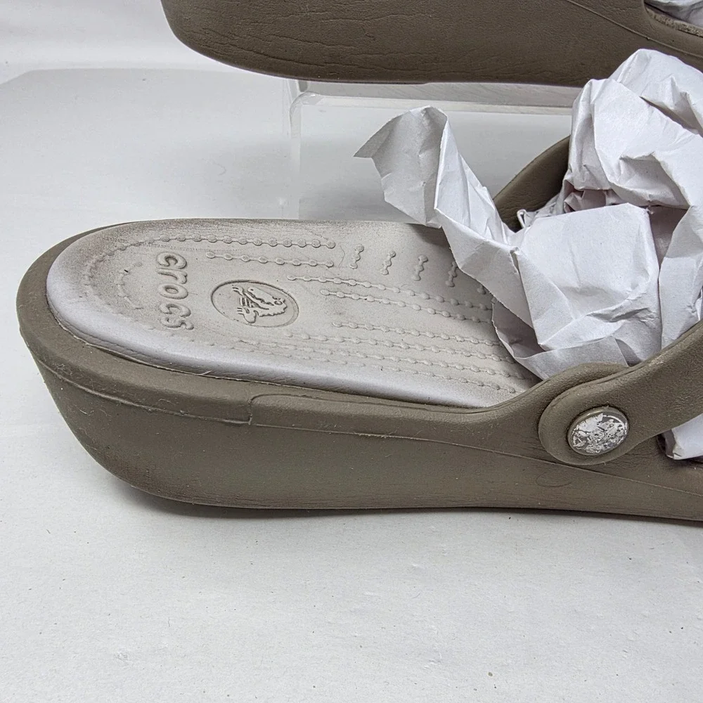 Crocs Patricia Wedge Sandals Womens 11 Khaki Taupe Good Condition Slide Shoes